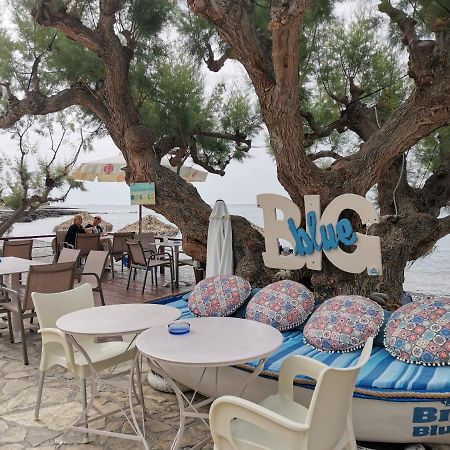 Βig Βlue Apartments Makrýgialos Dış mekan fotoğraf