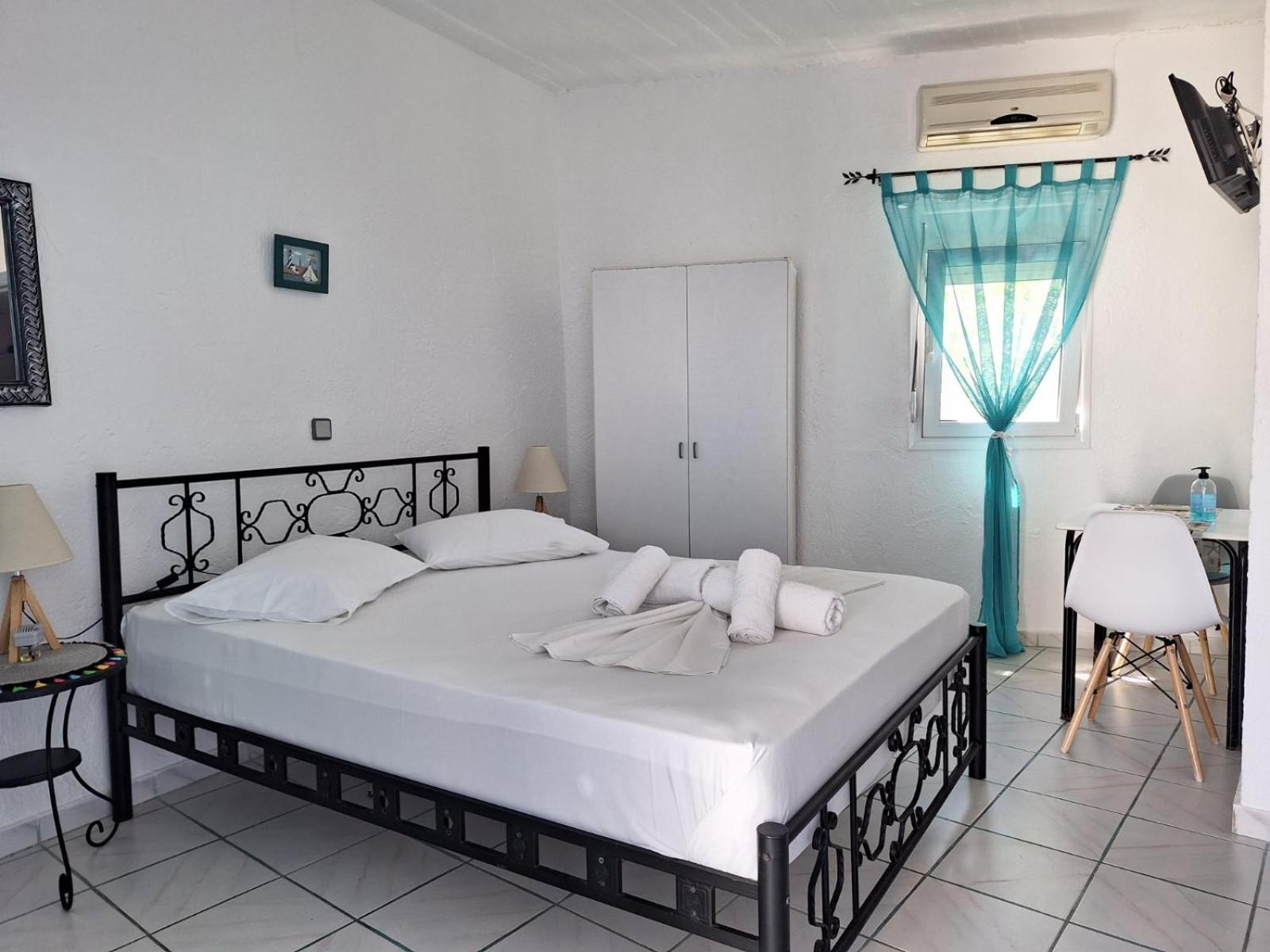 Βig Βlue Apartments Makrýgialos Dış mekan fotoğraf