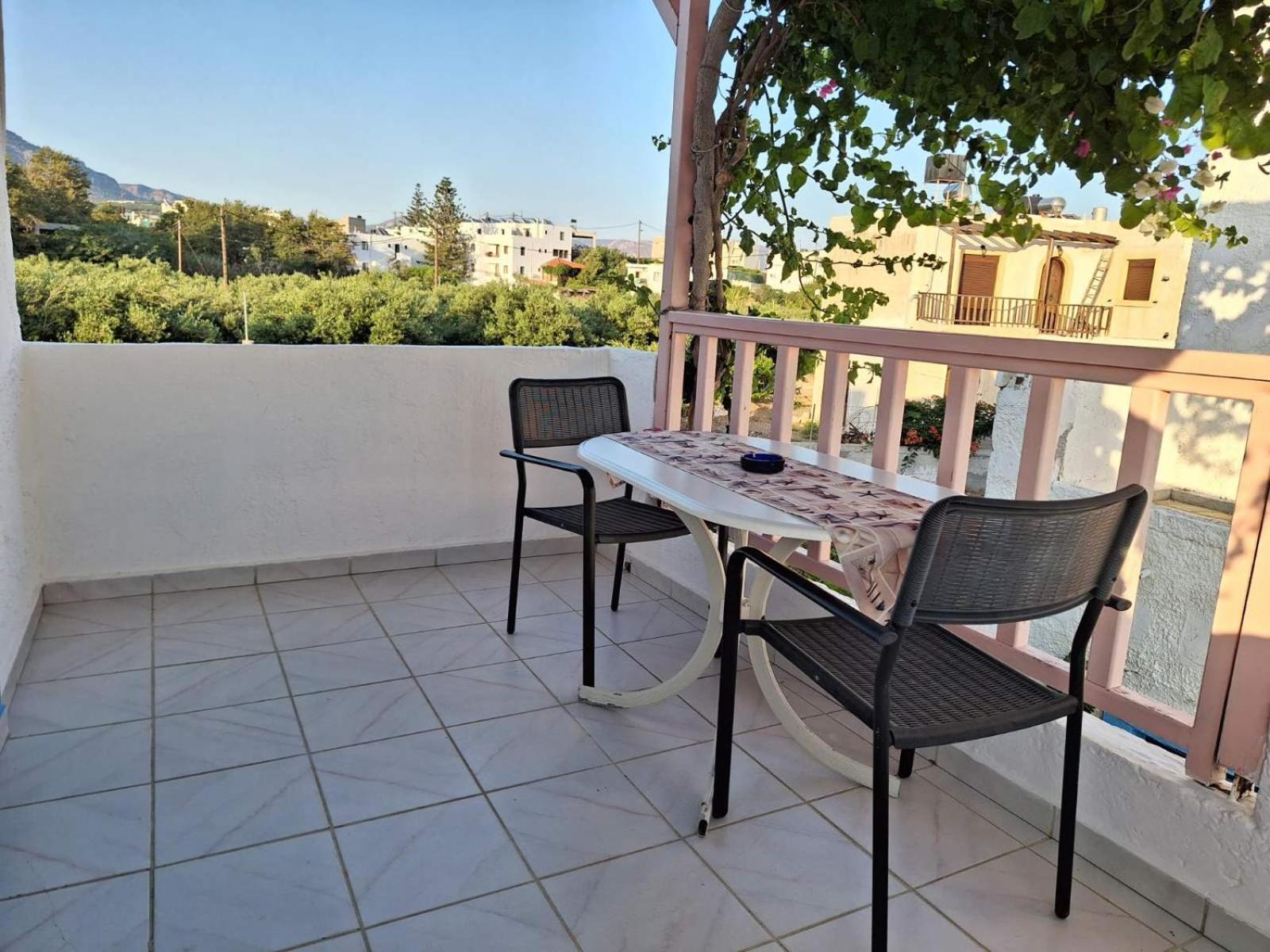 Βig Βlue Apartments Makrýgialos Dış mekan fotoğraf